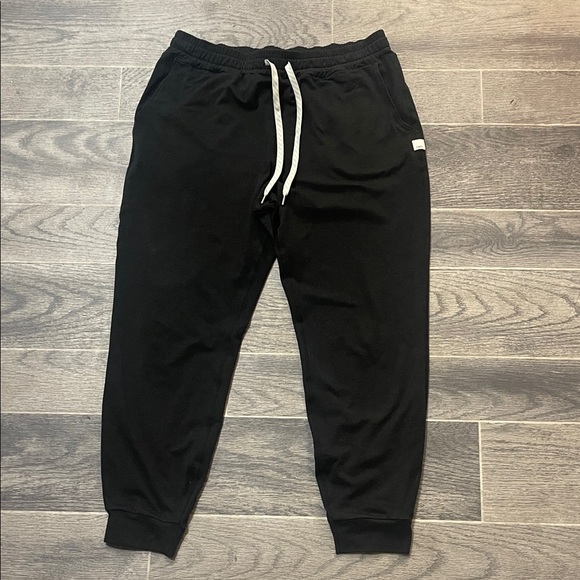 Vuori  Performance Black Jogger Pants with White Drawstring - Picture 2 of 10